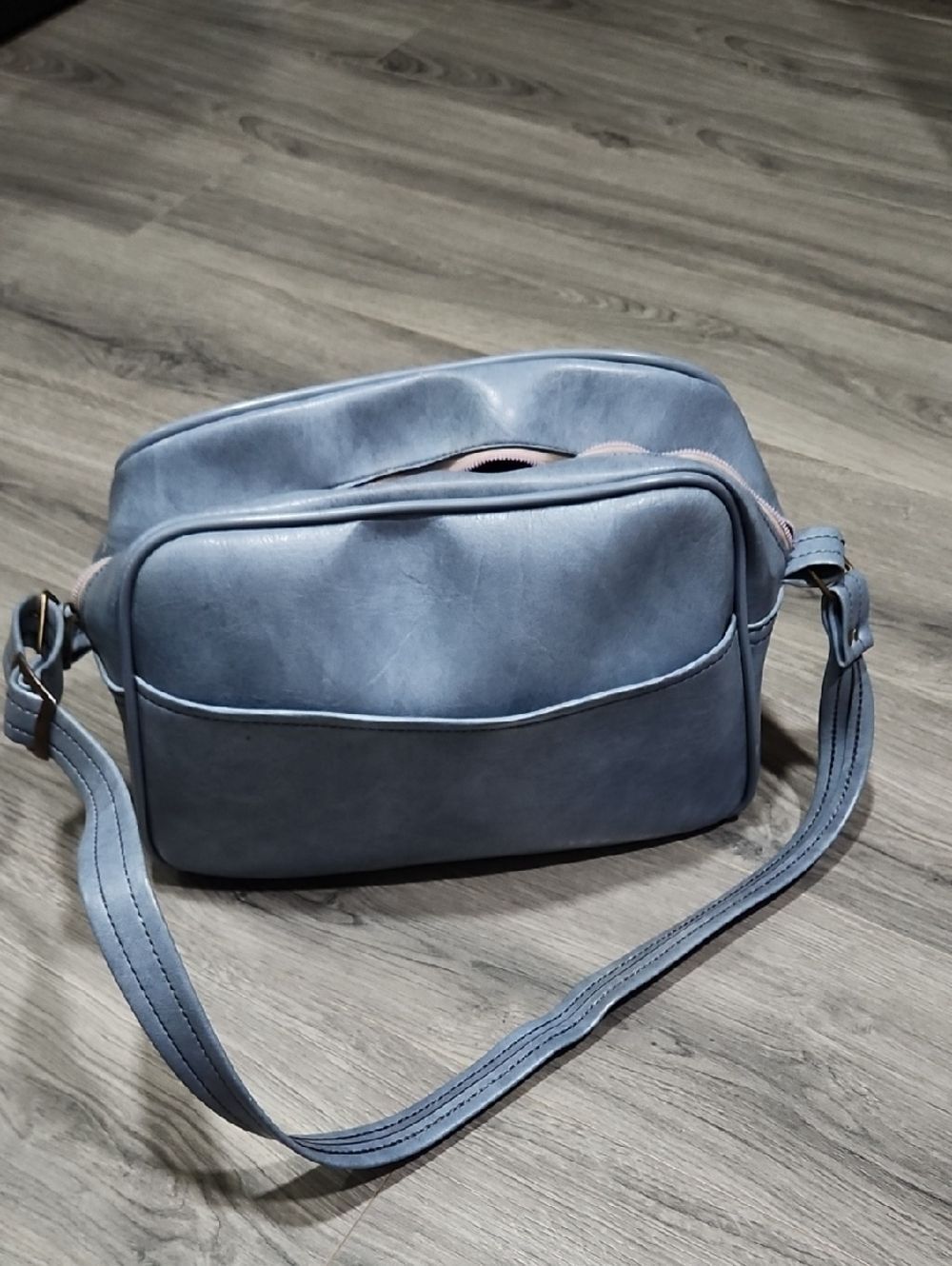 RARE 1970'sVTG Travel Sky Blue CarryOn BAG